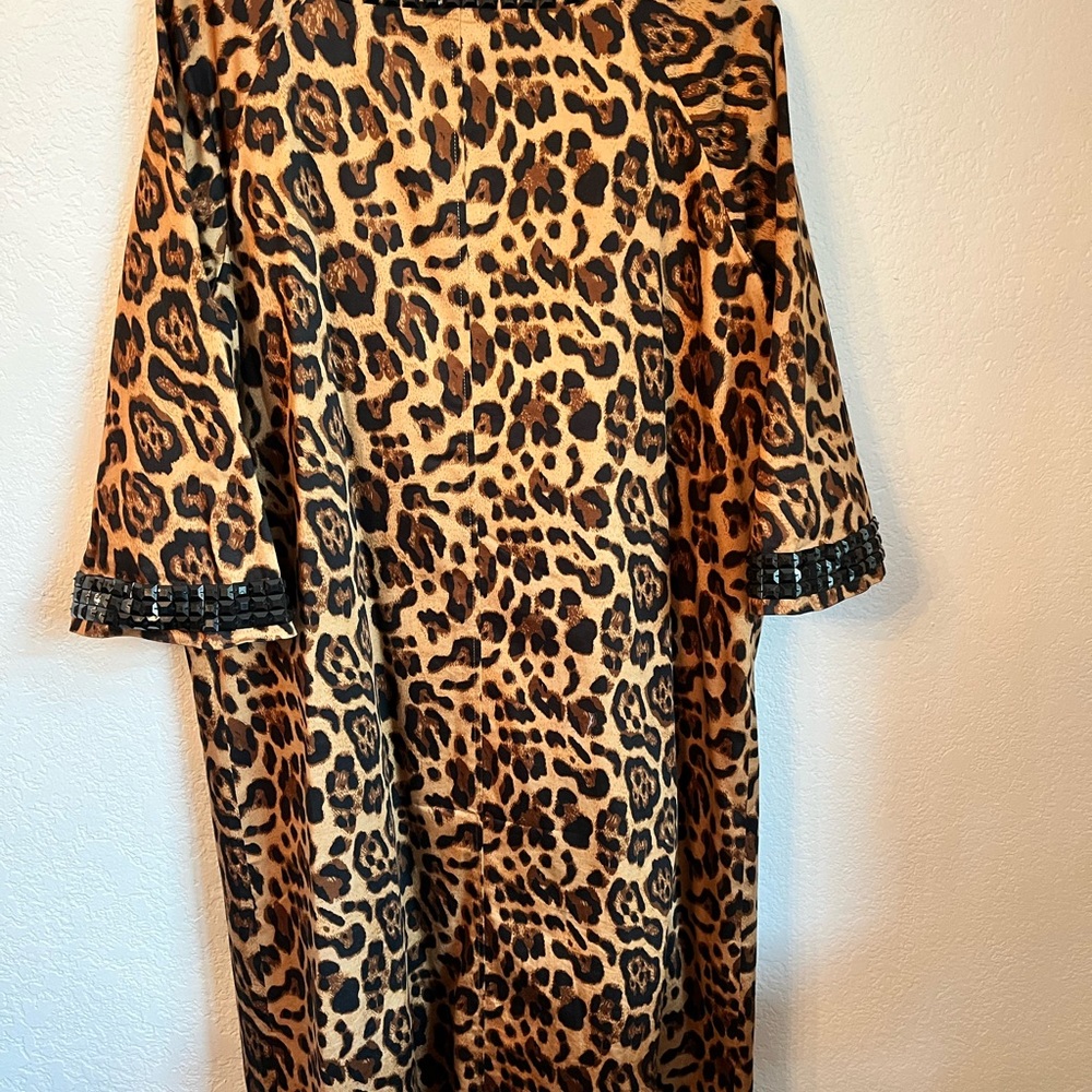 Long leopard swing coat - Picture 2 of 5